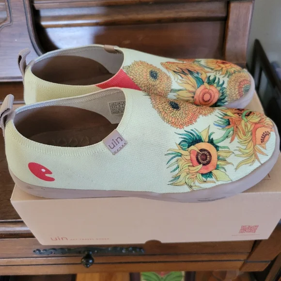 UIN Sunflower Canvas Slip-Ons - Yellow and Orange - Picture 3 of 7